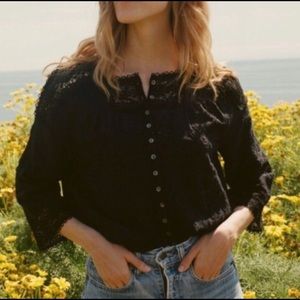 Doên Antibe top, size Medium.  EUC